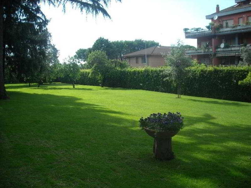 מלון Isola Farnese Casa Nostra Signora מראה חיצוני תמונה