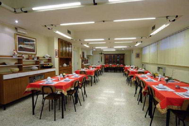 מלון Isola Farnese Casa Nostra Signora מראה חיצוני תמונה